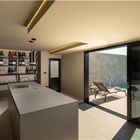 Luxury 5-Bedroom Sea-View Villa with Heated Infinity Pool in Orasac near Dubrovnik – Sleeps 10